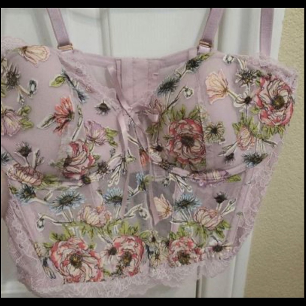 Victoria Secret Corset Bustier Top With Thongs And Removeable Straps